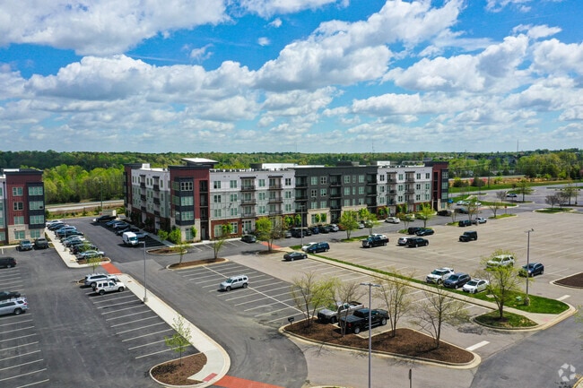 The Vue at Westchester Commons