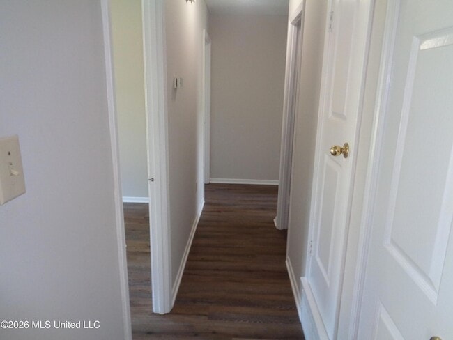 Photo - 6120 Somerset Dr