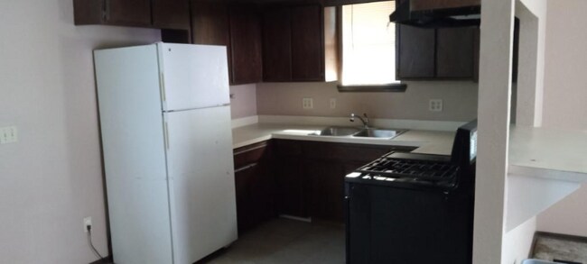 Photo - 902 Cynthia St Unidad 29