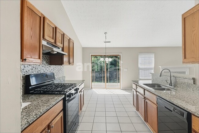 247 Rockingham Dr