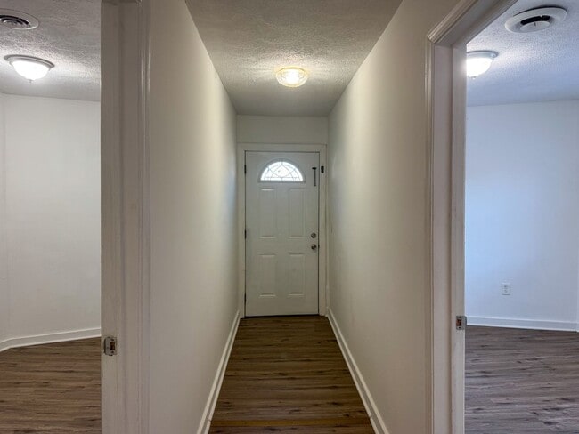 Photo - 3000 Courthouse Rd