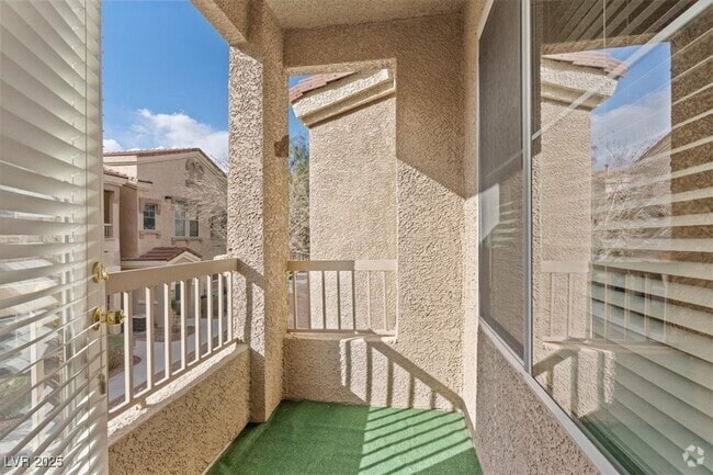 Building Photo - 10550 W Alexander Rd Unit 2049 Rental