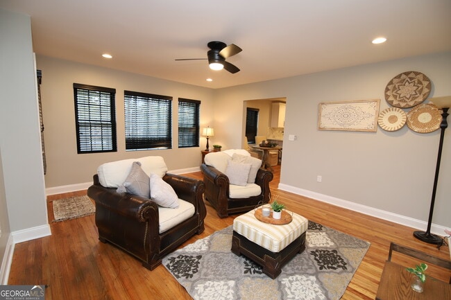 Photo - 1007 Vernon St