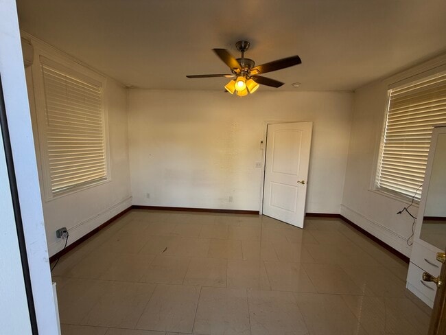 Photo - 146 N 300 E
