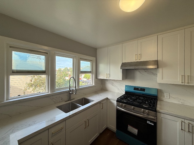 Photo - 102 Werner Ave