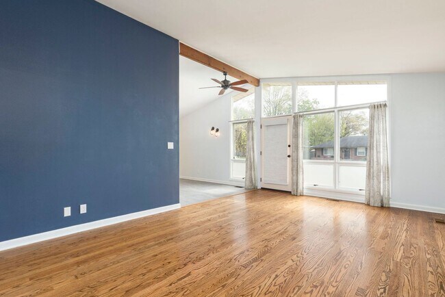 Photo - 3025 Vogue Ave