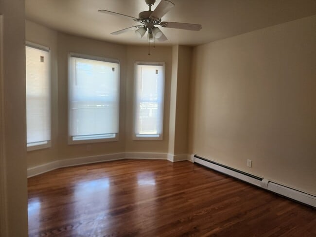 Photo - 157 N Clinton St Unit B