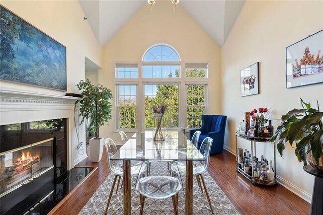 Photo - 3636 Habersham Rd NW Unit 2404