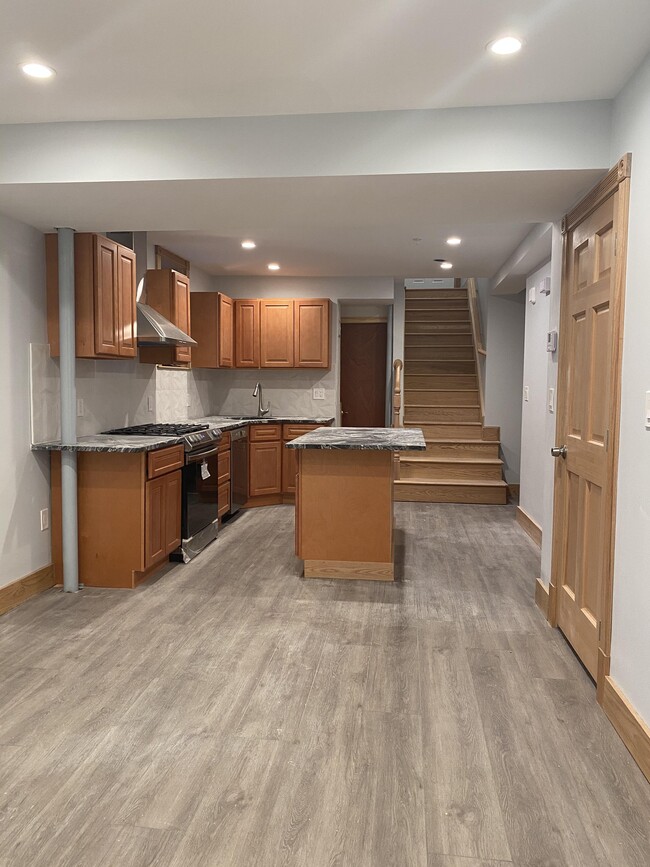 Photo - 32 Tolman St Unit 1