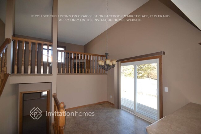 Photo - 6163 Kalland Dr