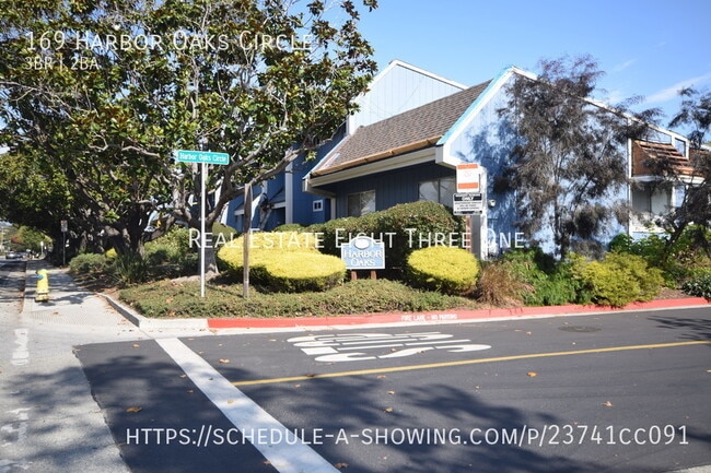 Building Photo - 169 Harbor Oaks Cir