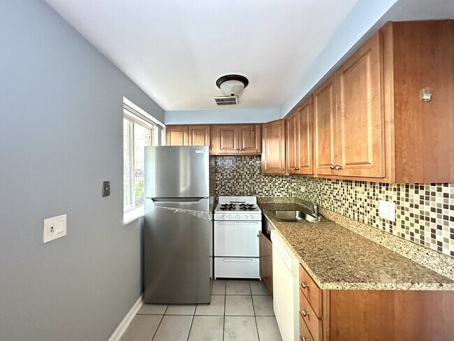 Photo - 5820 N Sheridan Rd Unit 201