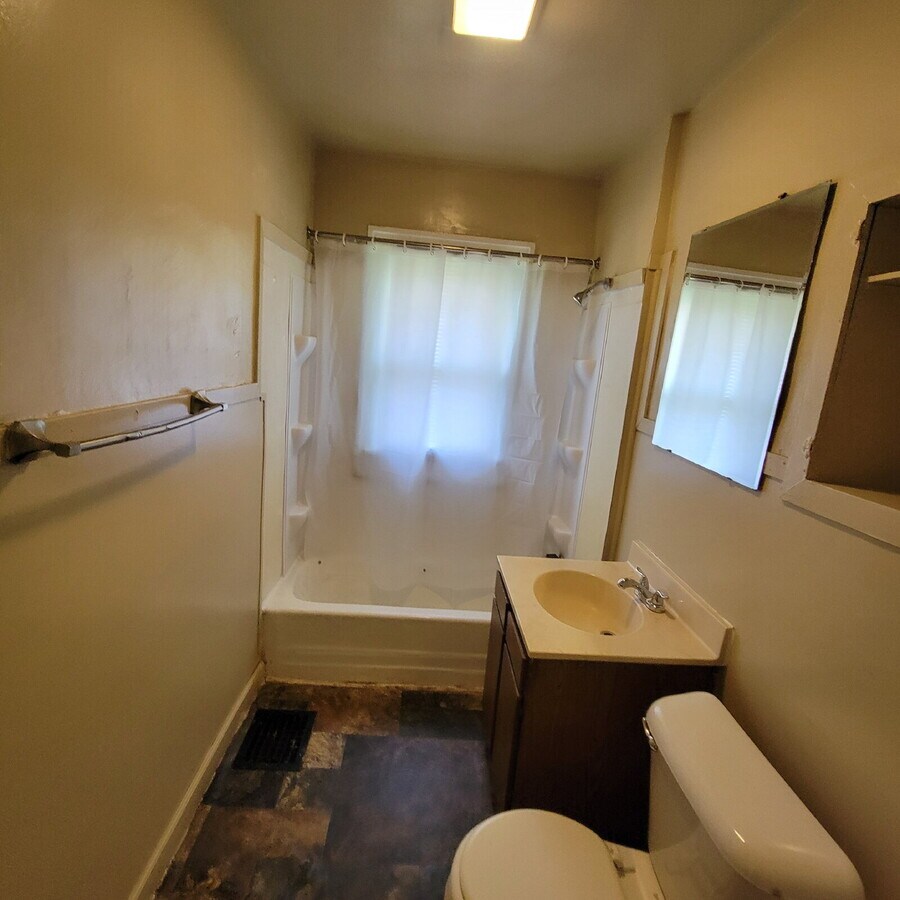 Photo - Convient Location