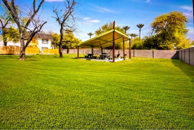 Photo - 2627 N 27th St Unidad 10