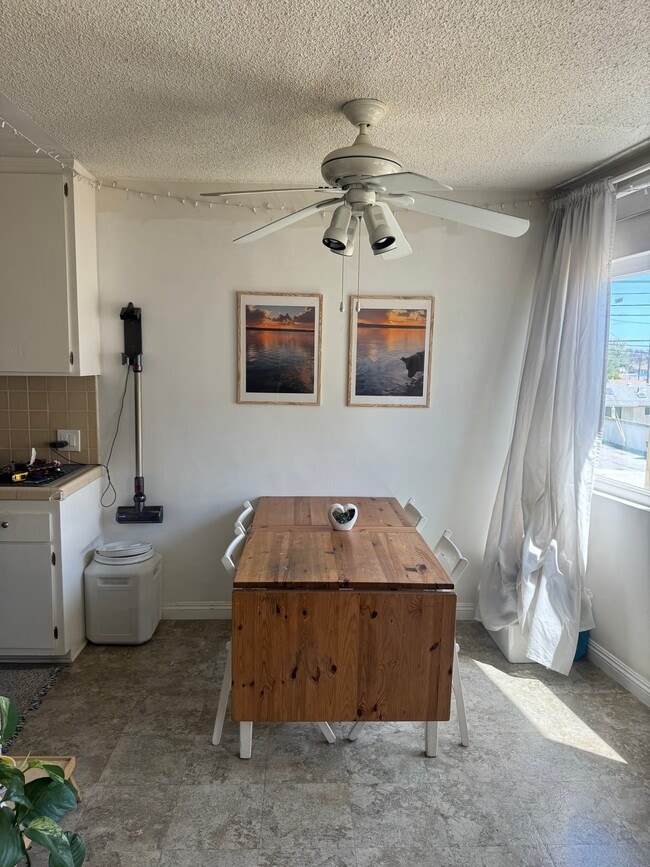 Photo - 4747 S Centinela Ave