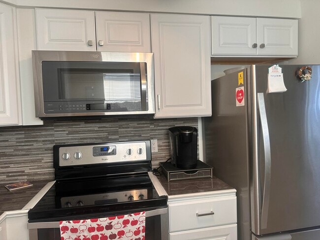 Photo - 737 Flanders Dr Unit P