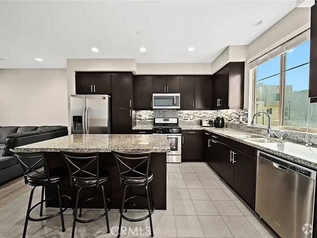 Building Photo - 132 Cadence Rental