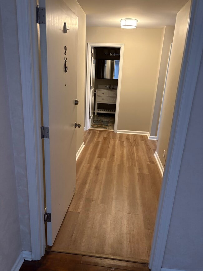 Unidad de condominio - 6518 Montero Dr Unidad 2