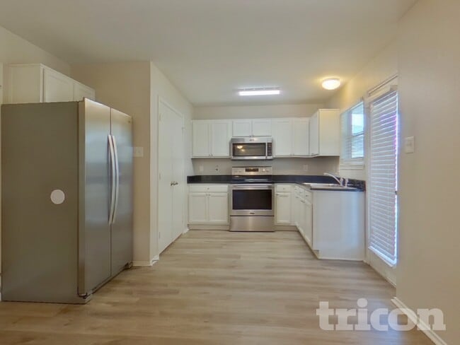 1625 Emily Ln
