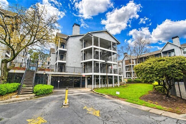 Building Photo - 310 Granville Ct Unit 310