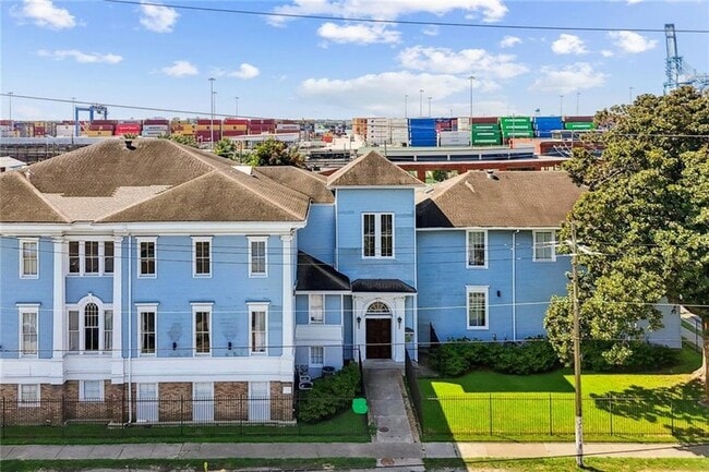 Building Photo - 4716 Annunciation St Unit 1B Rental