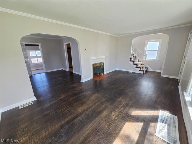 Photo - 3757 Grosvenor Rd