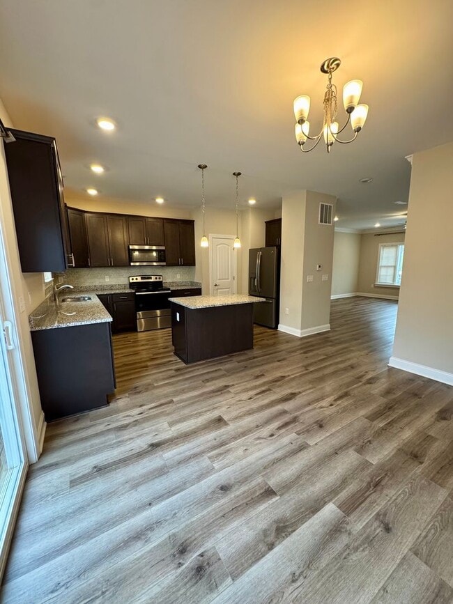 Photo - ***FIRST MONTHS RENT HALF PRICE***3BR/2.5B...