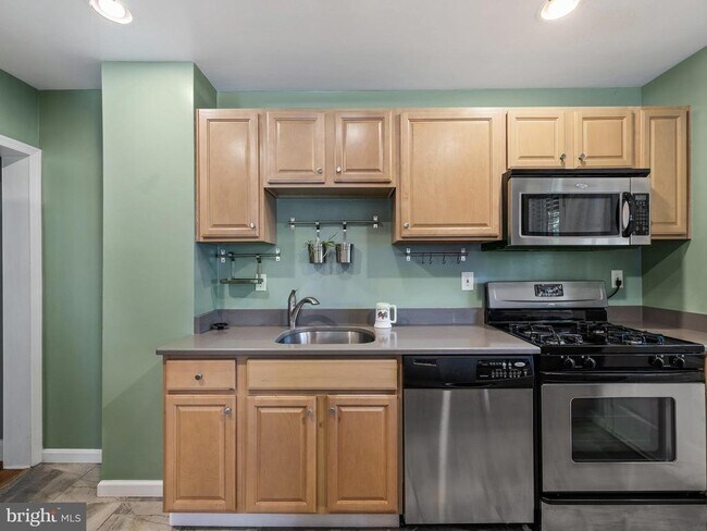 Photo - 1613 Glen Keith Blvd