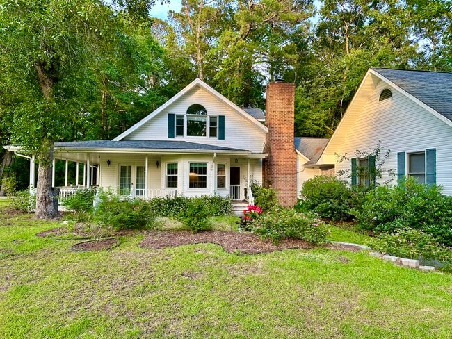 Building Photo - 610 Holden Beach Rd SW Unit A Rental