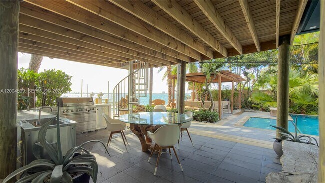 Photo - 7528 Buccaneer Ave