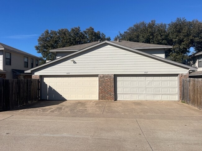 Photo - Remodeled 2 bedroom townhouse with loft !