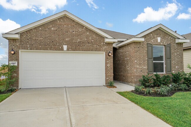 Building Photo - 4807 Westfield Pines Dr