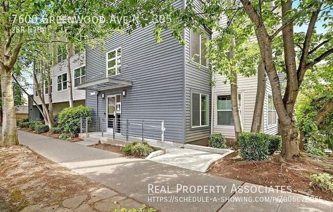 Photo - 7600 Greenwood Ave N