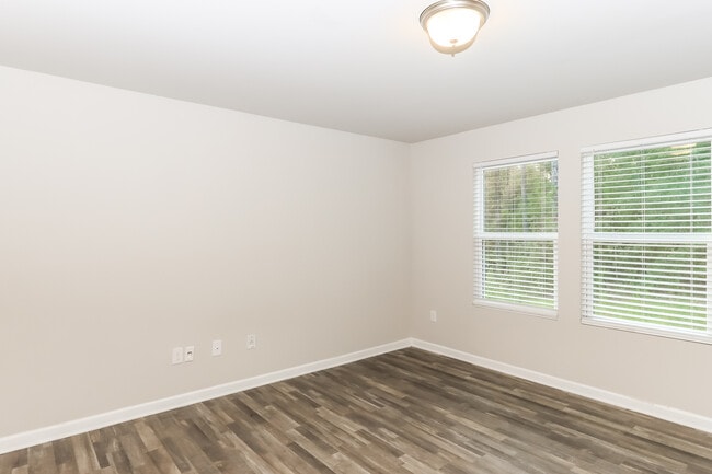 Photo - 1613 Pauli Dr