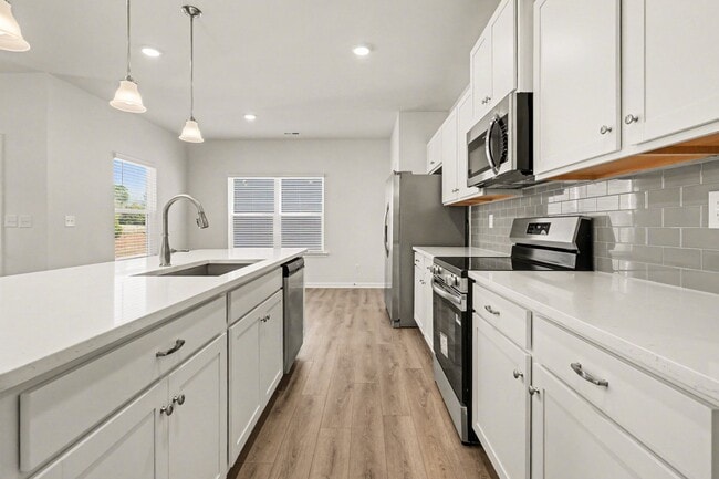 Building Photo - 1715 Troon Dr