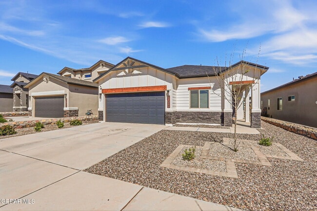 Photo - 51049 Fox Trl Ave