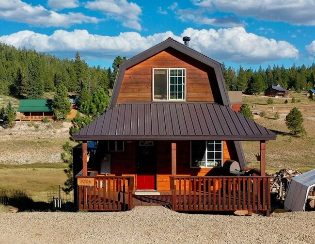 Photo - Cabin in Swains Creek