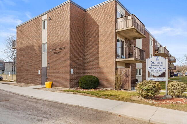 Photo - Riverview Park Apartments