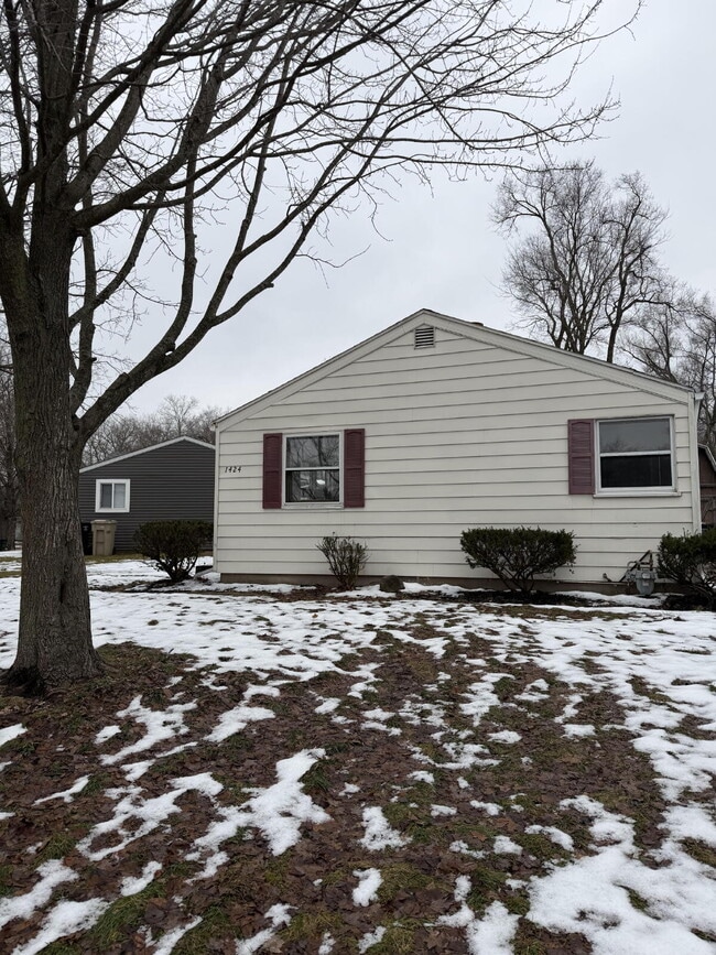 Building Photo - COMING SOON!