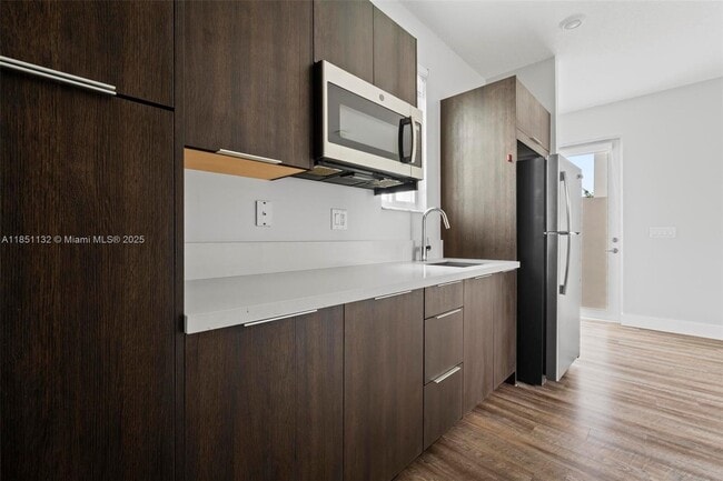 Building Photo - 6658 NW 102nd Path Unit eff Rental