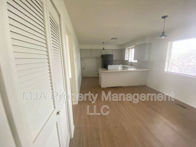 Photo - 1428 W 300 N Unit 07