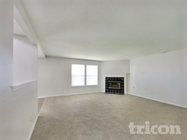 Photo - 5753 N Jamestown Dr