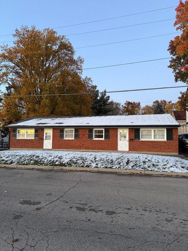 Front - 200 W Mechanic St Unit 200 w mechanic