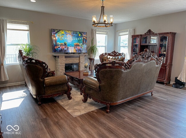 Photo - 6773 Highland Way