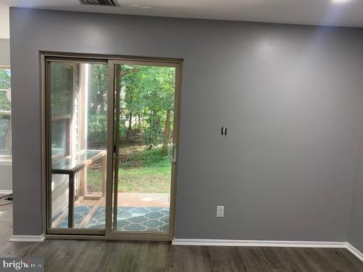 Photo - 1785 Jonathan Way Unidad B