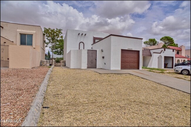 Building Photo - 10415 Ashwood Dr Rental