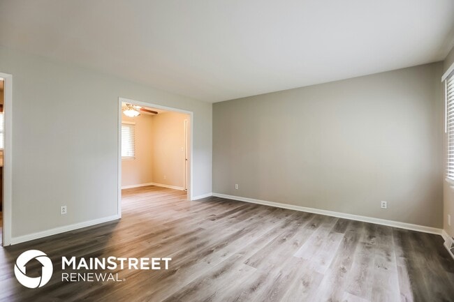 Photo - 11302 Norton Ave