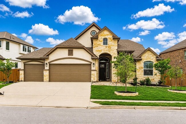 Building Photo - 6721 Empresa Dr