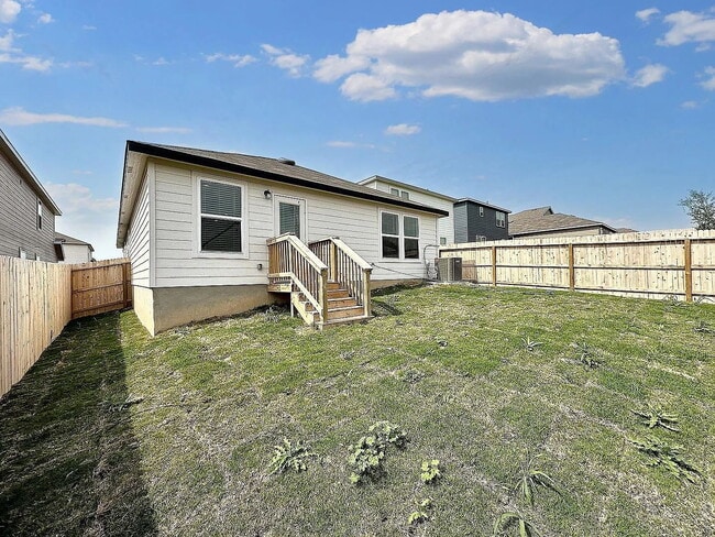 Photo - "Charming 3-Bed 2 bath Oasis in New Braunfels