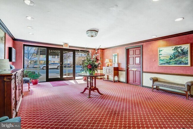 Photo - 1200 S Arlington Ridge Rd Unit 612